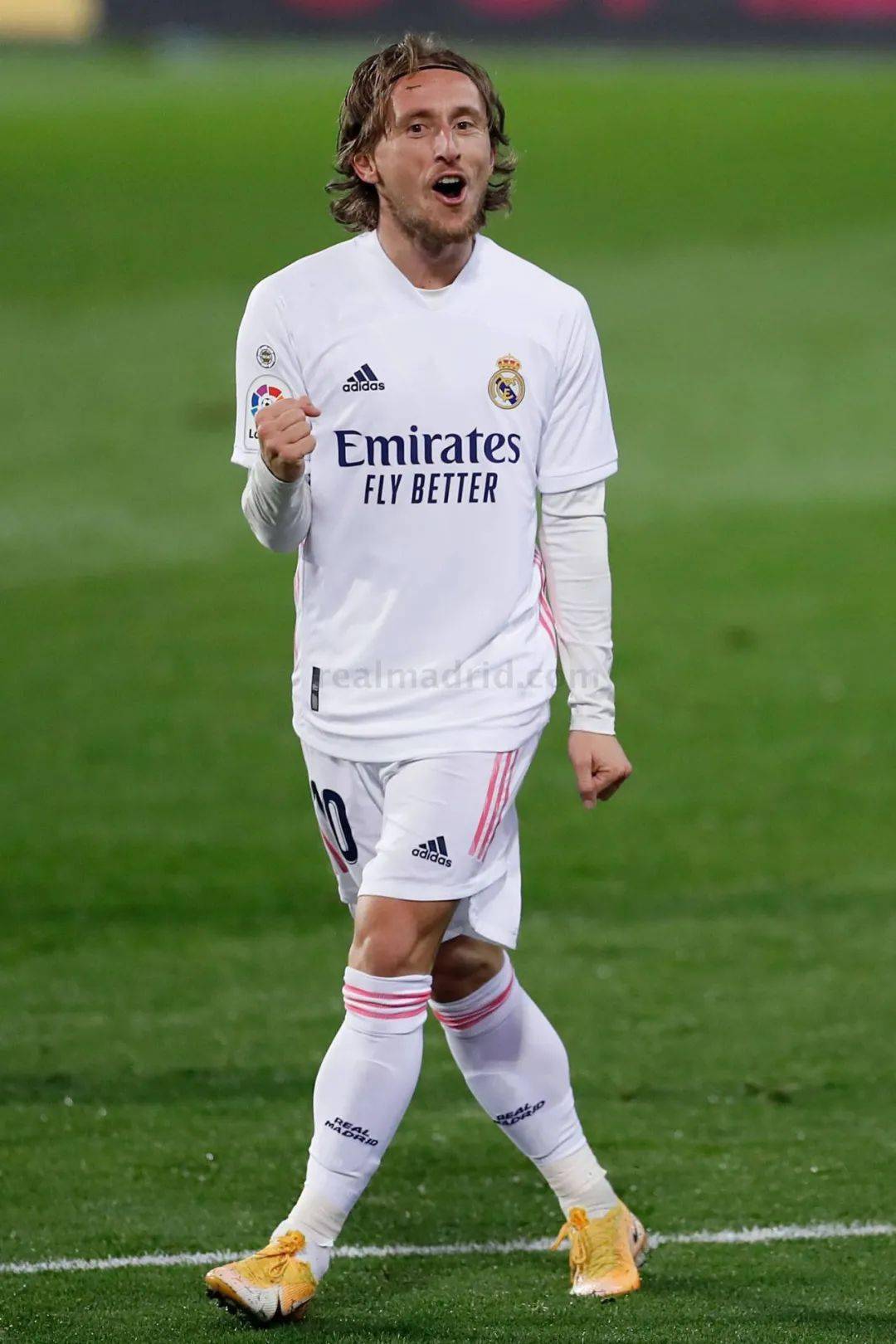 【新闻】全球晶圆代工恐衰退 3%，10 年来首见！